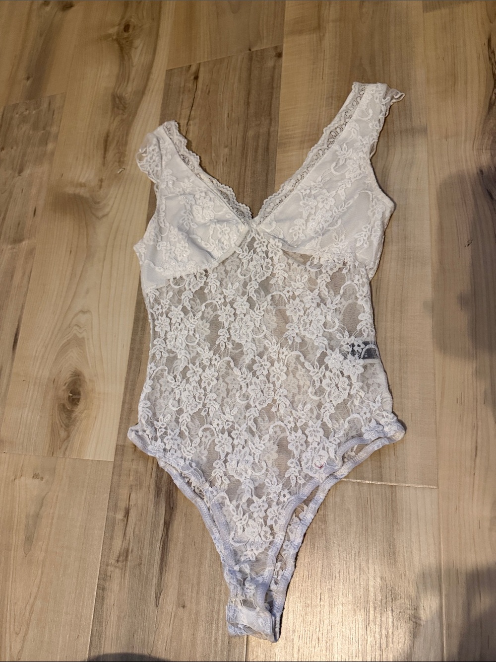 White size xs shein lace bodysuit